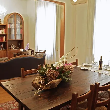 Apartment Florenza